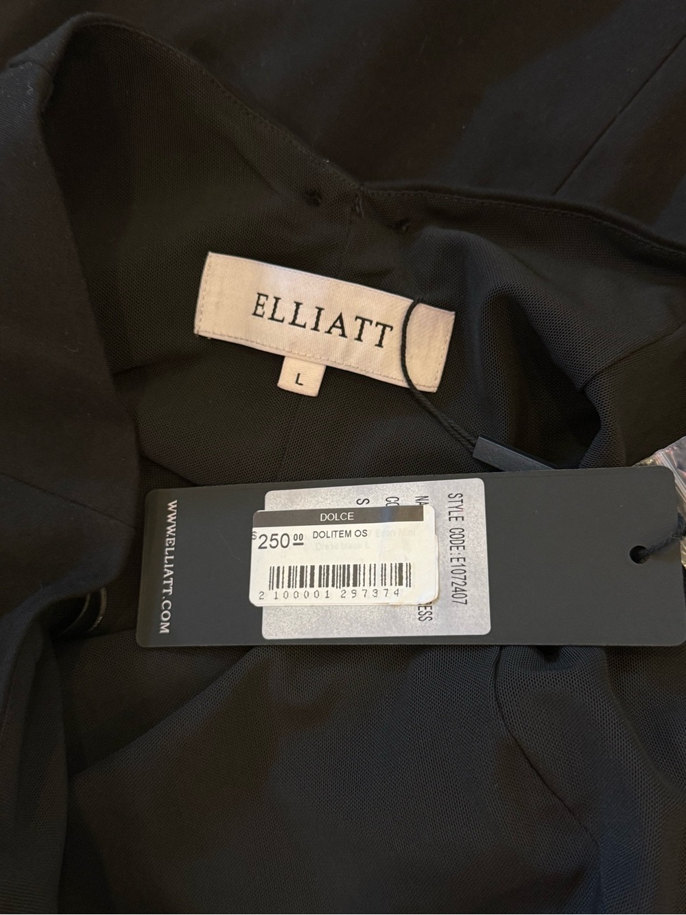 Elliatt Black Halter Neck Women's Dress - Picture 7 of 9